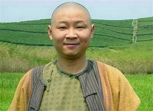 穿成肥妻万人嫌，全家吃草我吃肉,全家吃草我独享美味